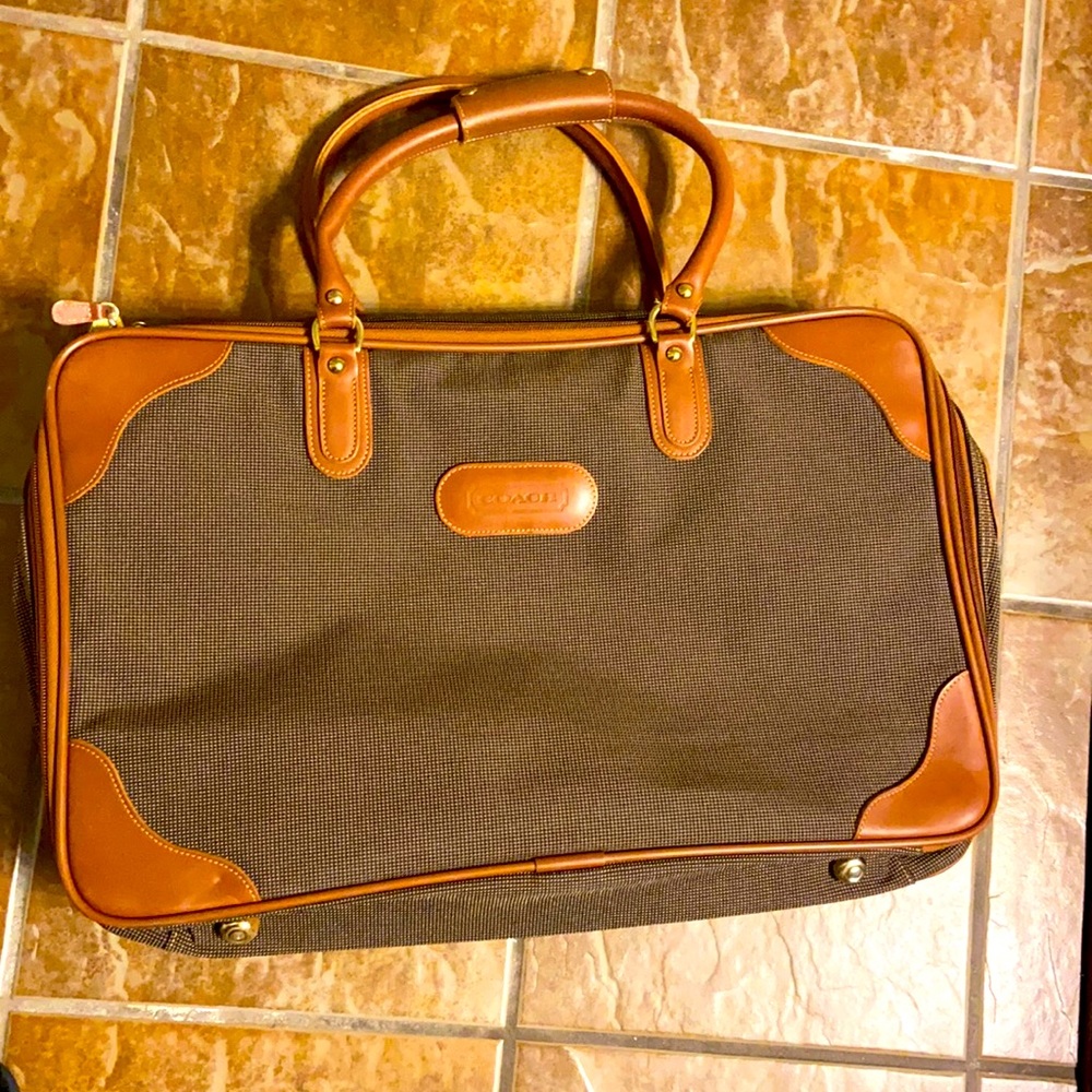 Brown / Tan Luggage Bag